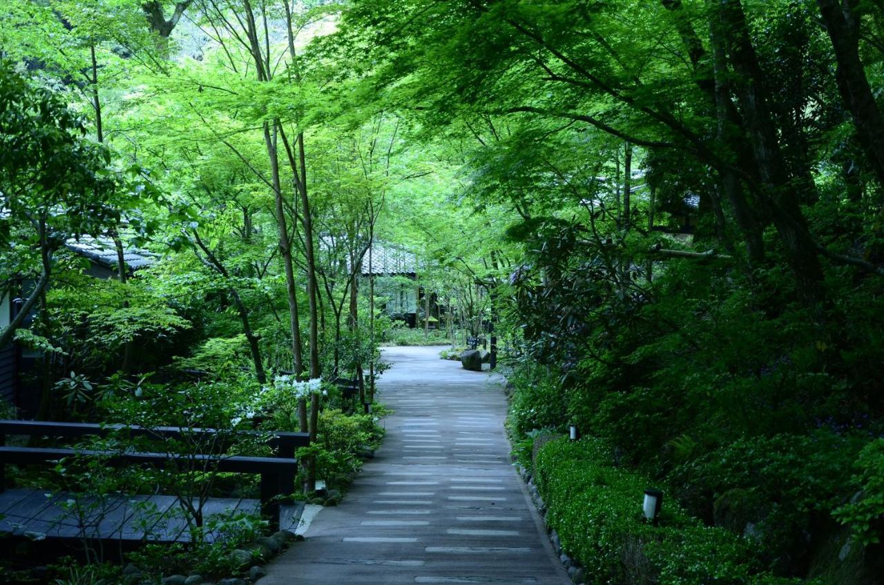 Kurokawa Onsen Oku No Yu Minamioguni Exterior foto