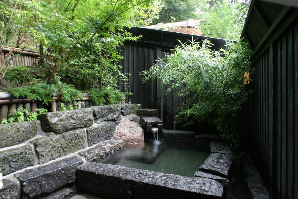 Kurokawa Onsen Oku No Yu Minamioguni Exterior foto