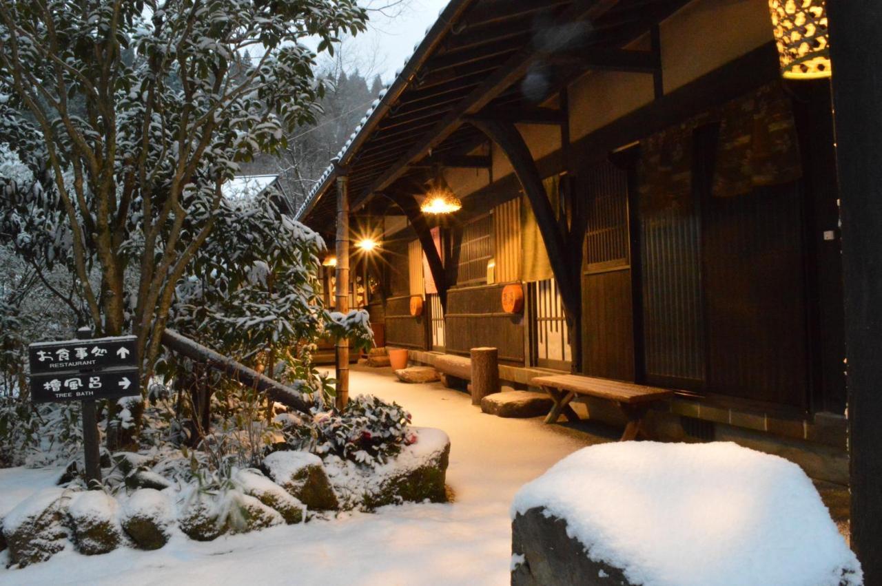 Kurokawa Onsen Oku No Yu Minamioguni Exterior foto
