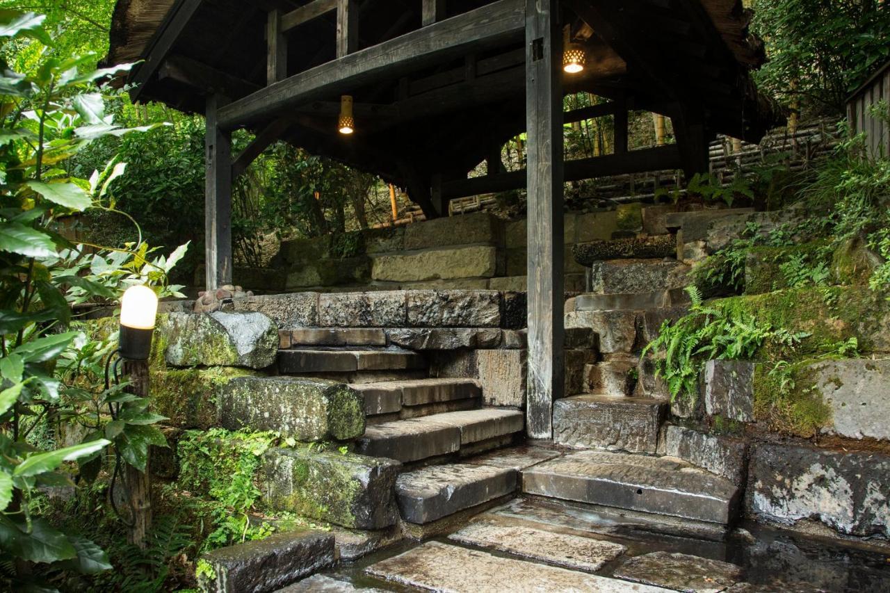 Kurokawa Onsen Oku No Yu Minamioguni Exterior foto